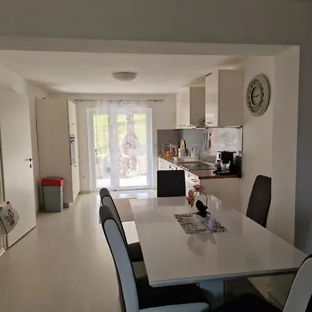 Sunset 빌라 Podastrana