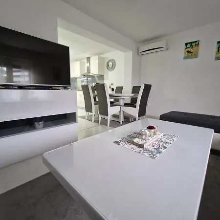 빌라 Sunset Podastrana